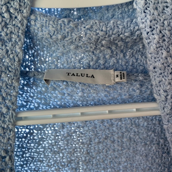 Aritzia Talula Arria short sleeve open sweater - Picture 3 of 3